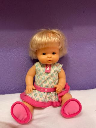 Nenuco con set peluquería