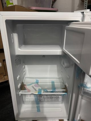 Comfee'Frigorífico de una puerta 80l