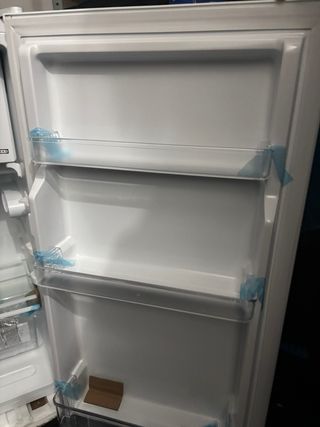 Comfee'Frigorífico de una puerta 80l