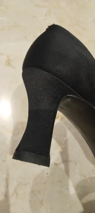 Zapatos de fiesta negros