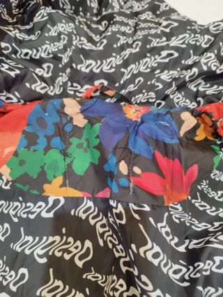 Cazadora Desigual Anorak Estampado Floral