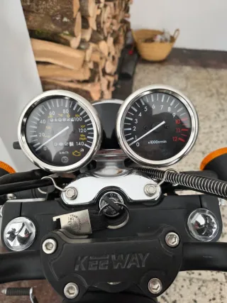 Moto en muy buen estado