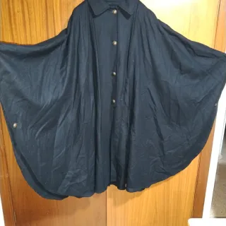 Capa abrigo negra