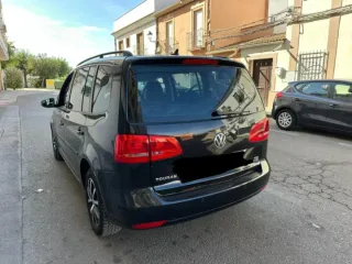Volkswagen Touran 2012