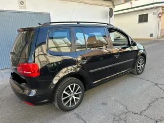 Volkswagen Touran 2012