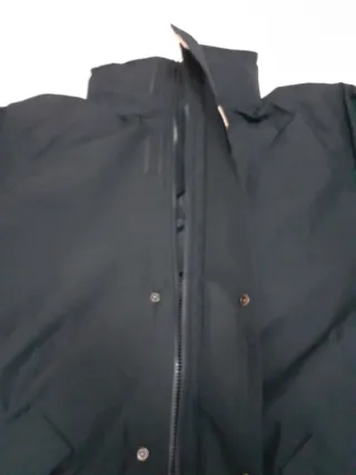 Chaquetón impermeable azul marino