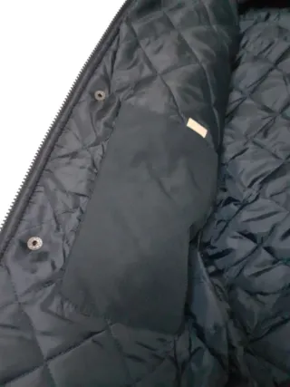 Chaquetón impermeable azul marino