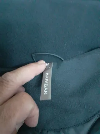 Chaquetón impermeable azul marino