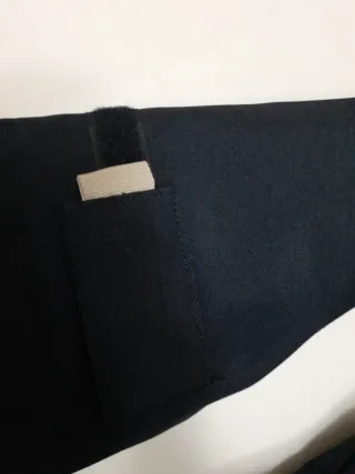 Chaquetón impermeable azul marino