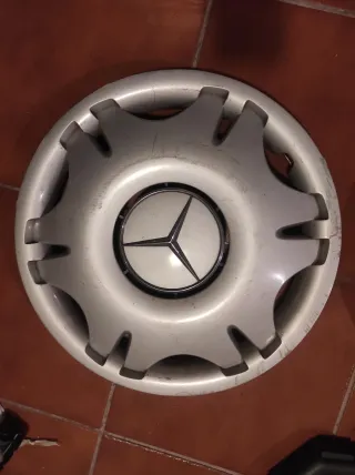 Tapacubos Mercedes Vito Viano