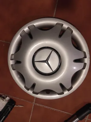 Tapacubos Mercedes Vito Viano