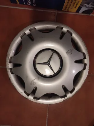 Tapacubos Mercedes Vito Viano