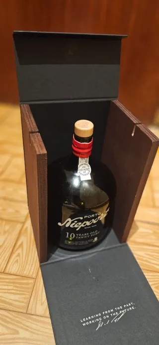 Caja Niepoort Porto