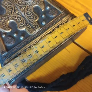 Recipiente para pólvora antiguo