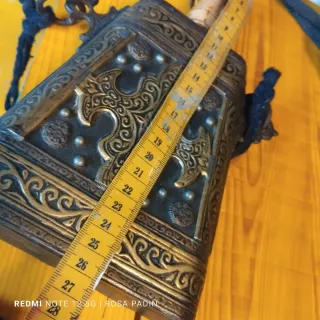 Recipiente para pólvora antiguo