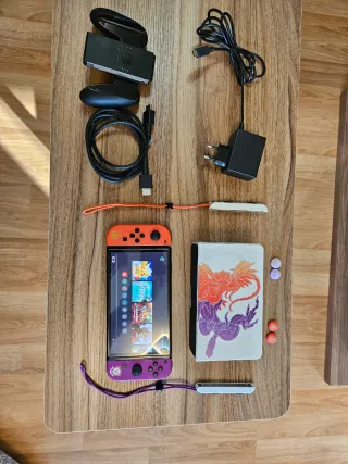 Nintendo Switch OLED Edizione Pokémon