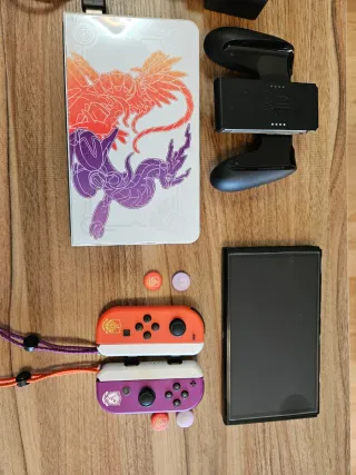 Nintendo Switch OLED Edizione Pokémon