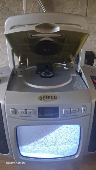 Radio CD Seleco con TV