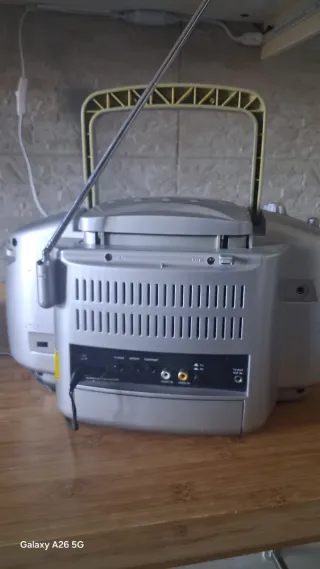 Radio CD Seleco con TV