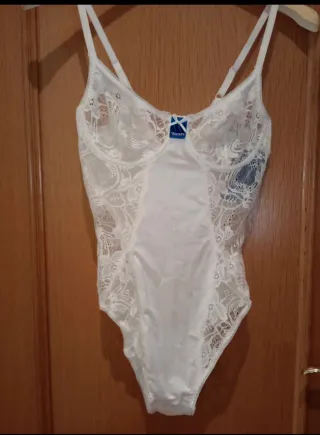 Body de encaje Warner's blanco talla única