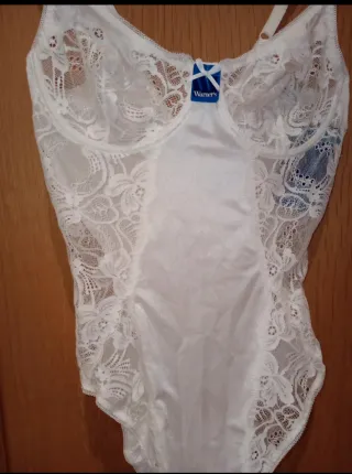 Body de encaje Warner's blanco talla única