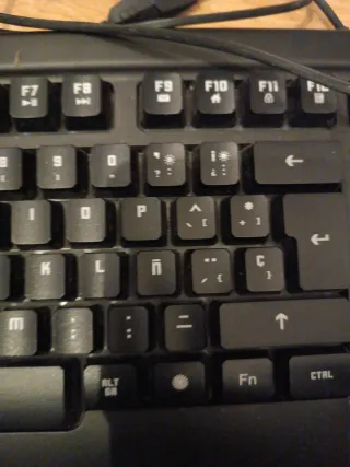 Teclado KROM Negro