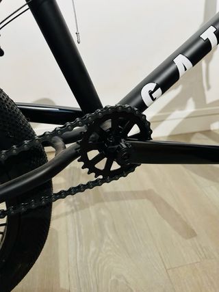 Bicicleta BMX Cult Gateway Negra