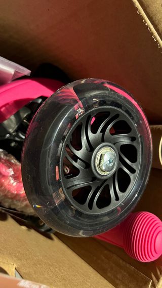 Patinete Maxi Micro Deluxe LED Rosa