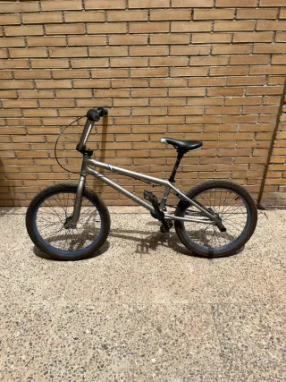 Bici BMX Marca Verde