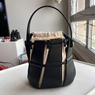 Bolso Zara Negro y Beige