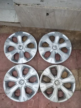 4 Tapacubos Renault R15