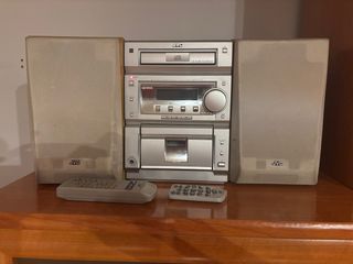 Equipo de música JVC CD/Cinta/Radio