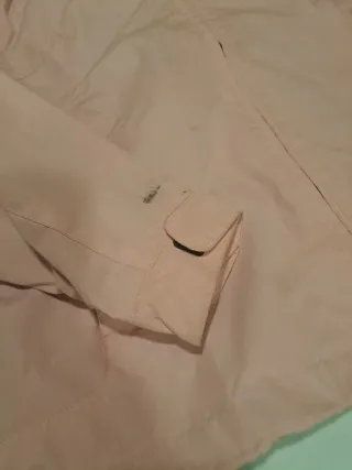 Chubasquero ligero rosa