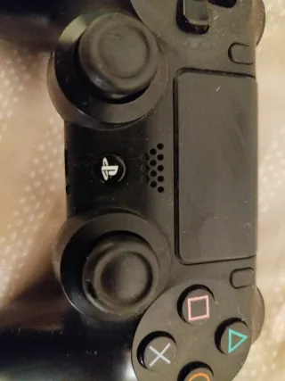 PS4 500G (PlayStation 4) Negra con Mando