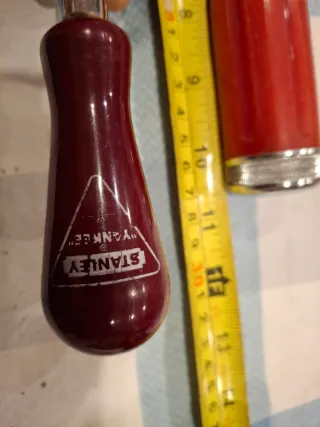 2 Destornilladores automáticos