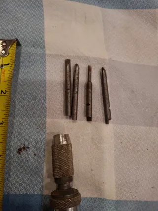 2 Destornilladores automáticos