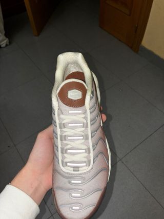 Nike Air Max Plus Marrón Talla 38.5