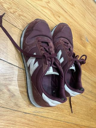Zapatillas New Balance Moradas Talla 43