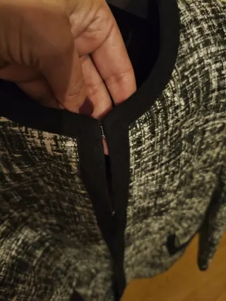 Chaqueta Tweed Mango Negra y Gris