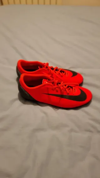 Scarpe da calcio Nike CR7 Taglia 42
