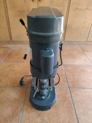 Taladro de columna 350W - 5 Velocidades