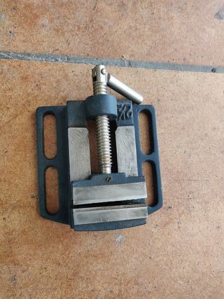 Taladro de columna 350W - 5 Velocidades