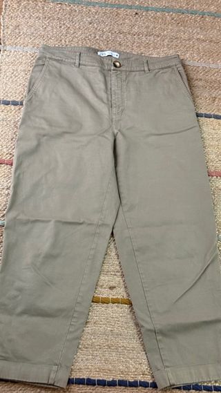 Pantalón chino Zara verde oliva