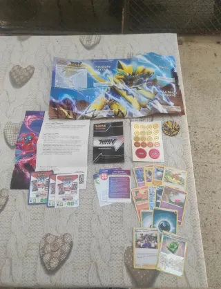 Carte Pokémon varie