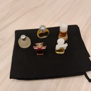 Lote  5Miniaturas Perfume