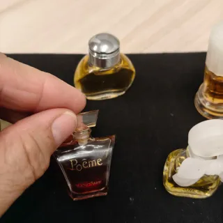 Lote  5Miniaturas Perfume