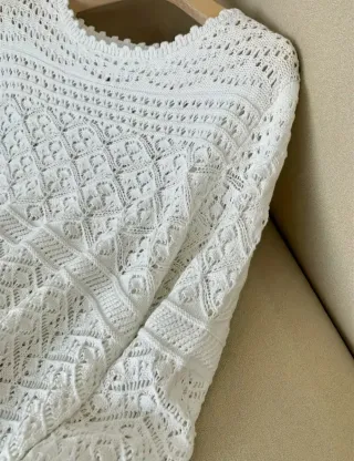 Jersey de punto blanco calado