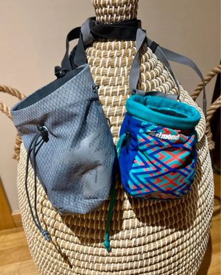 Dos magneseras Simond