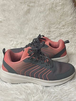 Zapatillas deportivas UTWO grises y rosas