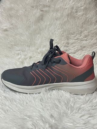 Zapatillas deportivas UTWO grises y rosas